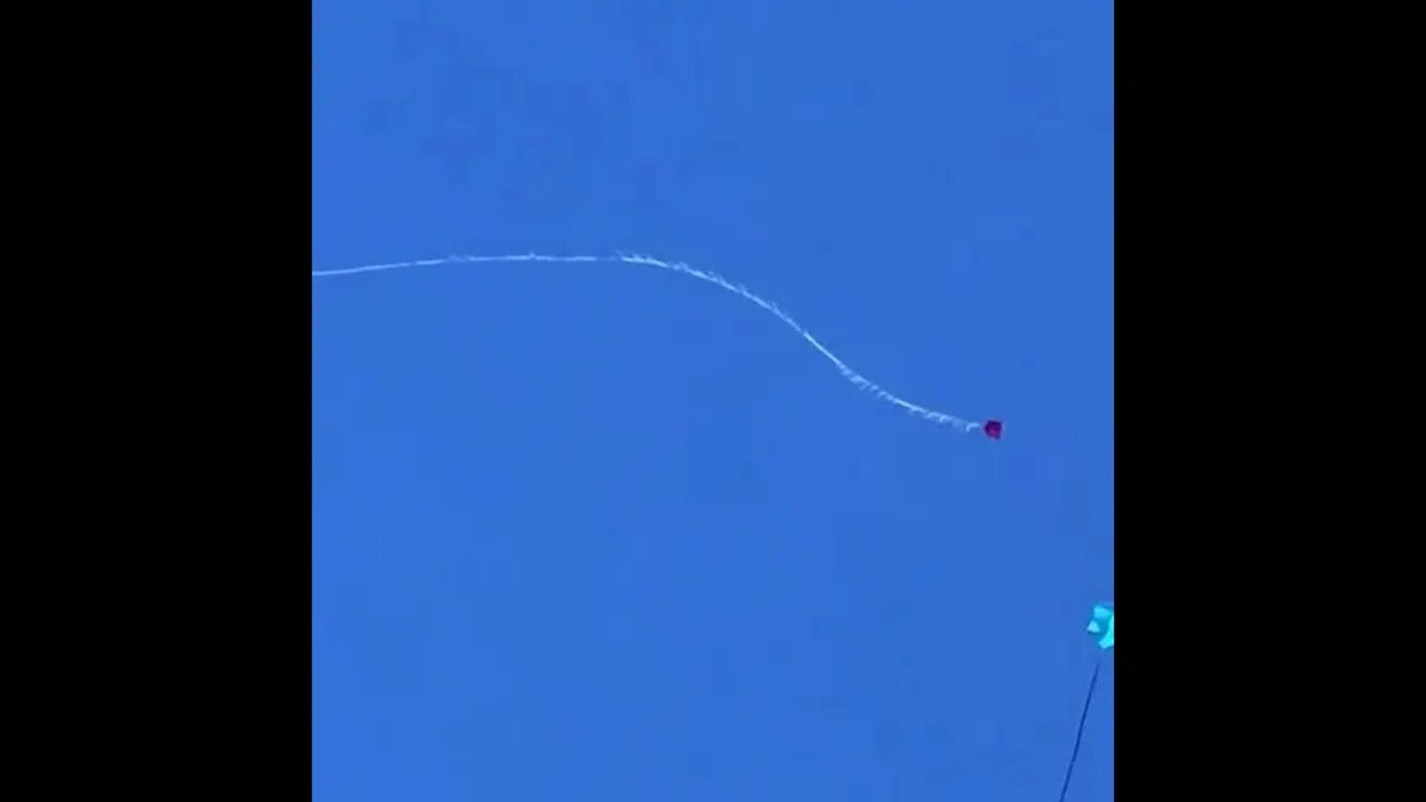 SERÁ QUE CORTA TURMA DO TERRAO