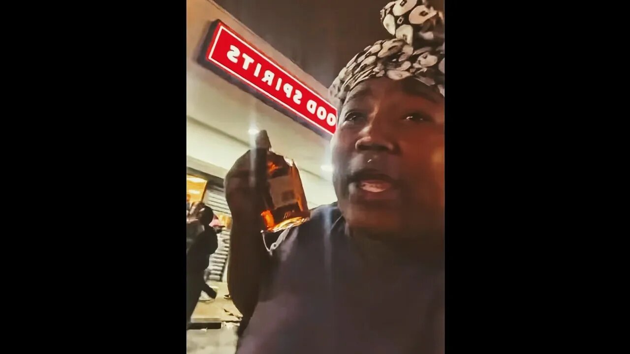 Philadelphia Looting: Influencer Dayjia Blackwell AKA "MEATBALL" arrested on Instagram Live stream.