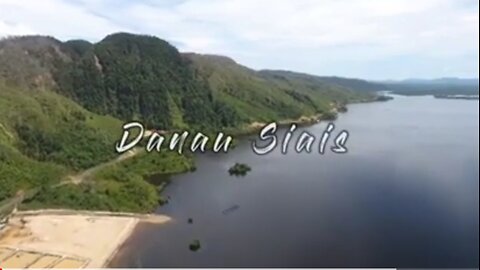 THE BEAUTY OF LAKE SIAIS INDONESIA 