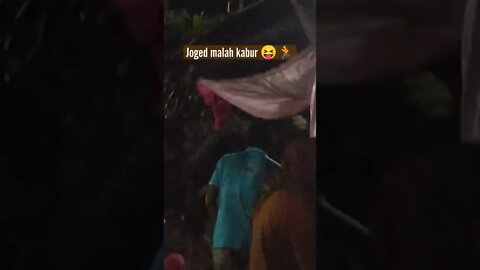 Detik detik penonton joged KABUR 😝