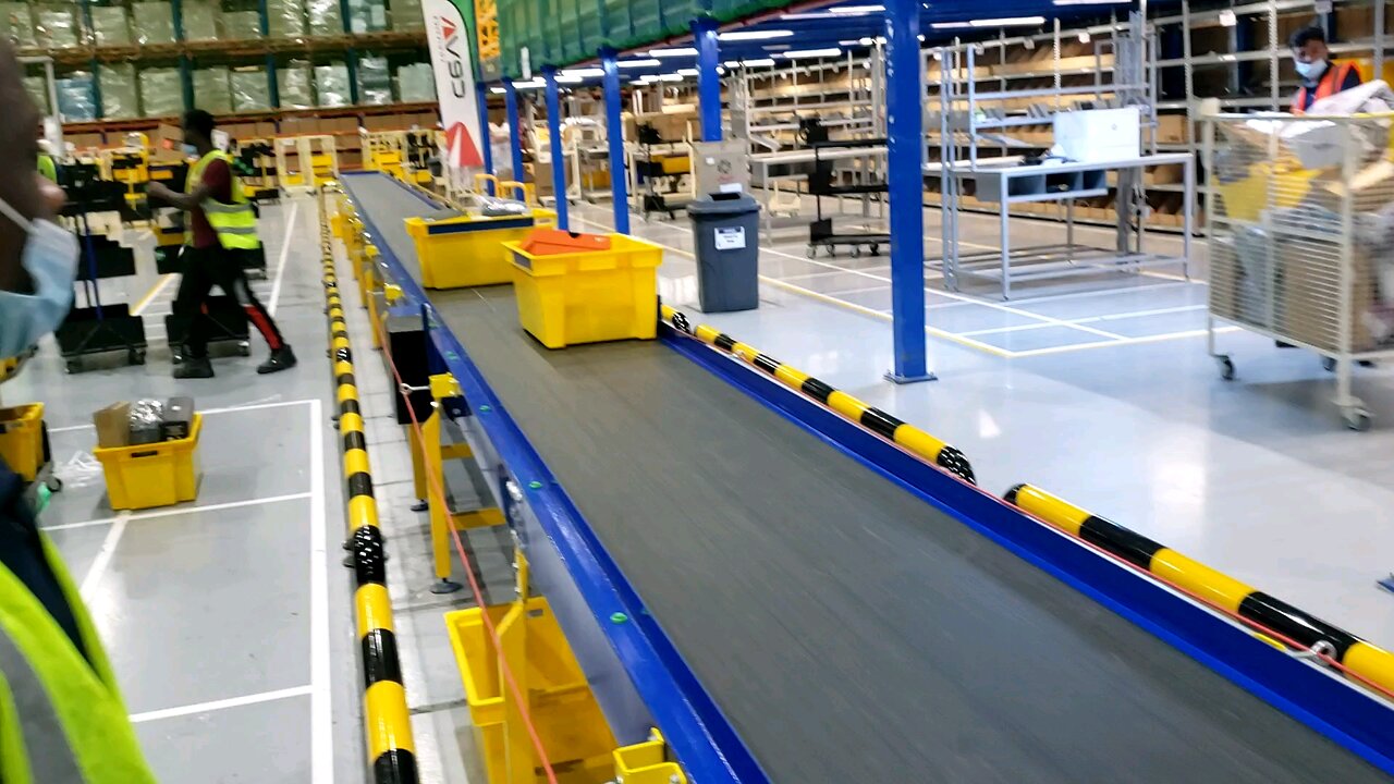 Amazon company in UAE