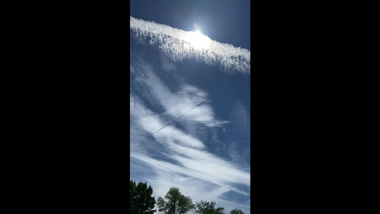 Negative Contrail