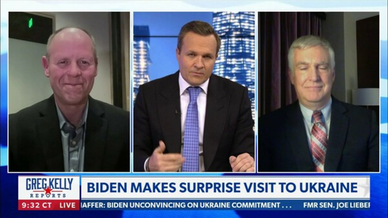 Biden makes surprise visit to Ukraine