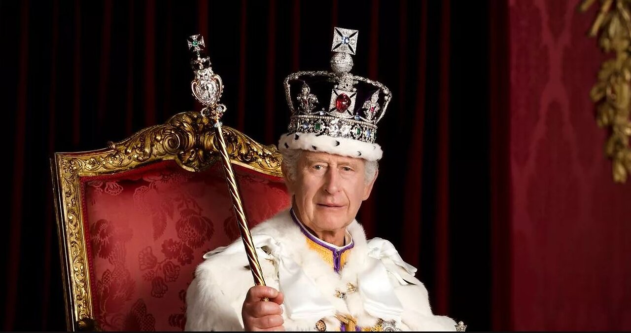 KAPİTALİZM KOMÜNİZM FEODALİZM FAŞİZM YARRAKIZM - KRAL OLMAK İYİDİR