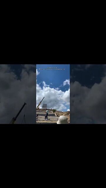 🇷🇺 Pair Of Russian Su-25 Fly Over The Memorial Complex At Saur-Mogila In The DPR