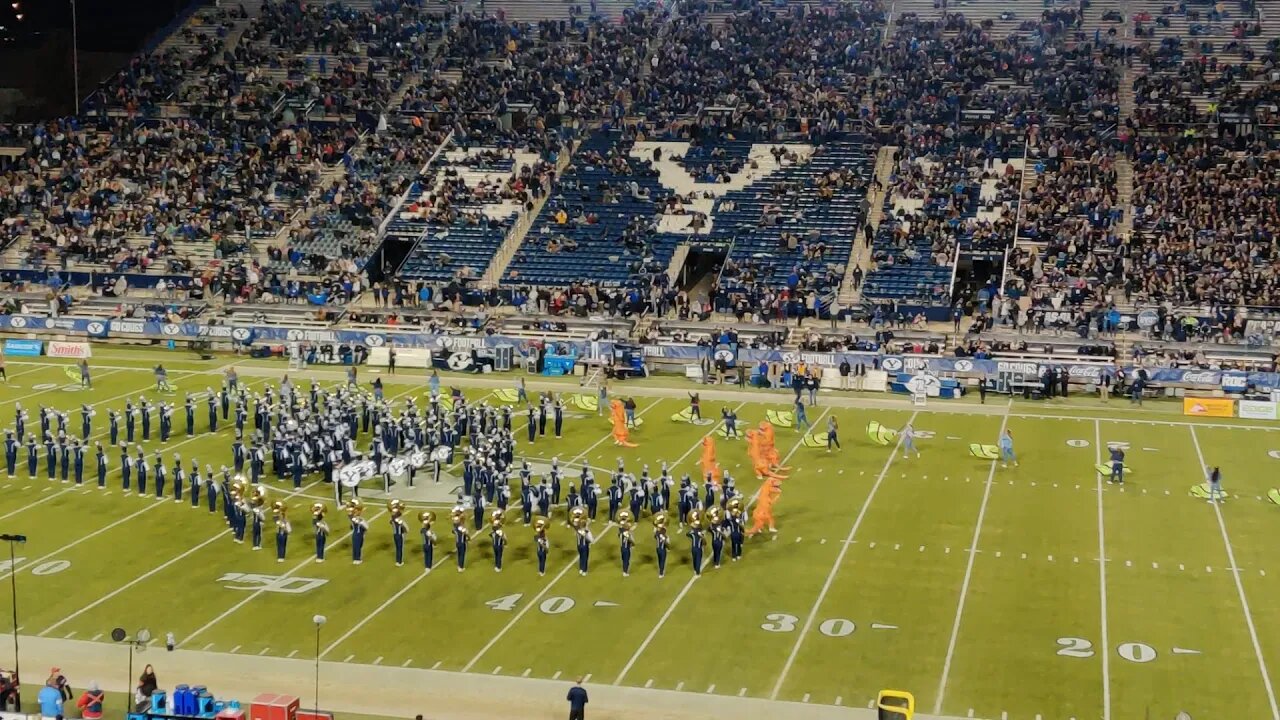 OnePlus 7T video zoom during a BYU Football halftime show 11-09-2019