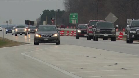 Officials report high volume of Thanksgiving road traffic across Northeast Wisconsin