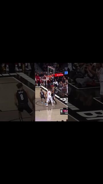 Durant STOPS the Fast Break & Kyrie get the SHOOTERS BOUNCE in transition!