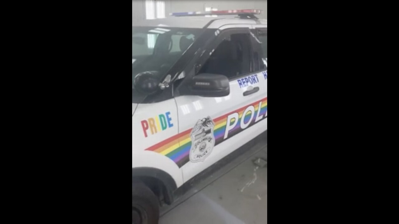 Columbus Police Unveils ‘Pride Cruiser’: ‘I’m Your LGBTQIA+ Liaison Officer’