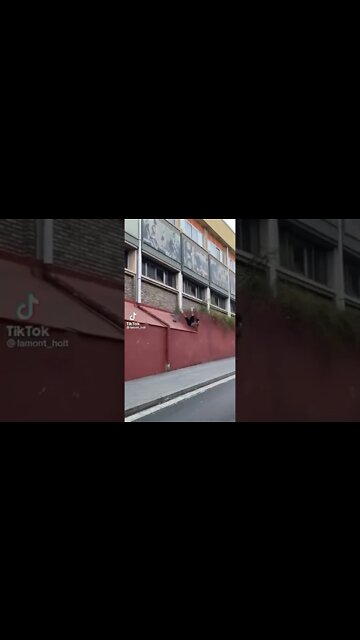 Skater has an oopsie