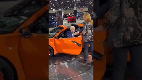 How pathetic 🤣 Joe Biden can't get out of his😂 #shorts #JoeBiden #tiktok #corvette