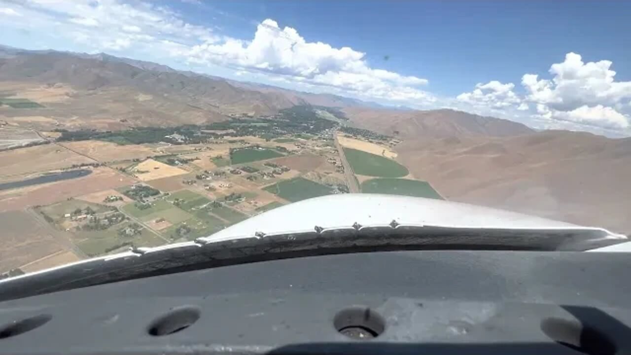 Sun Valley Idaho Landing Runway 31 (SUN/KSUN) Citation - 4K