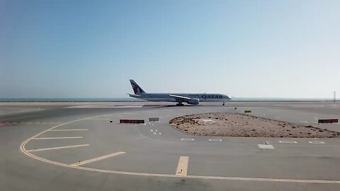 VOANDO NA QSUITE A CLASSE EXECUTIVA DA QATAR AIRWAYS DE DOHA ATE SAO PAULO - A350 1000 - TRIP REPORT