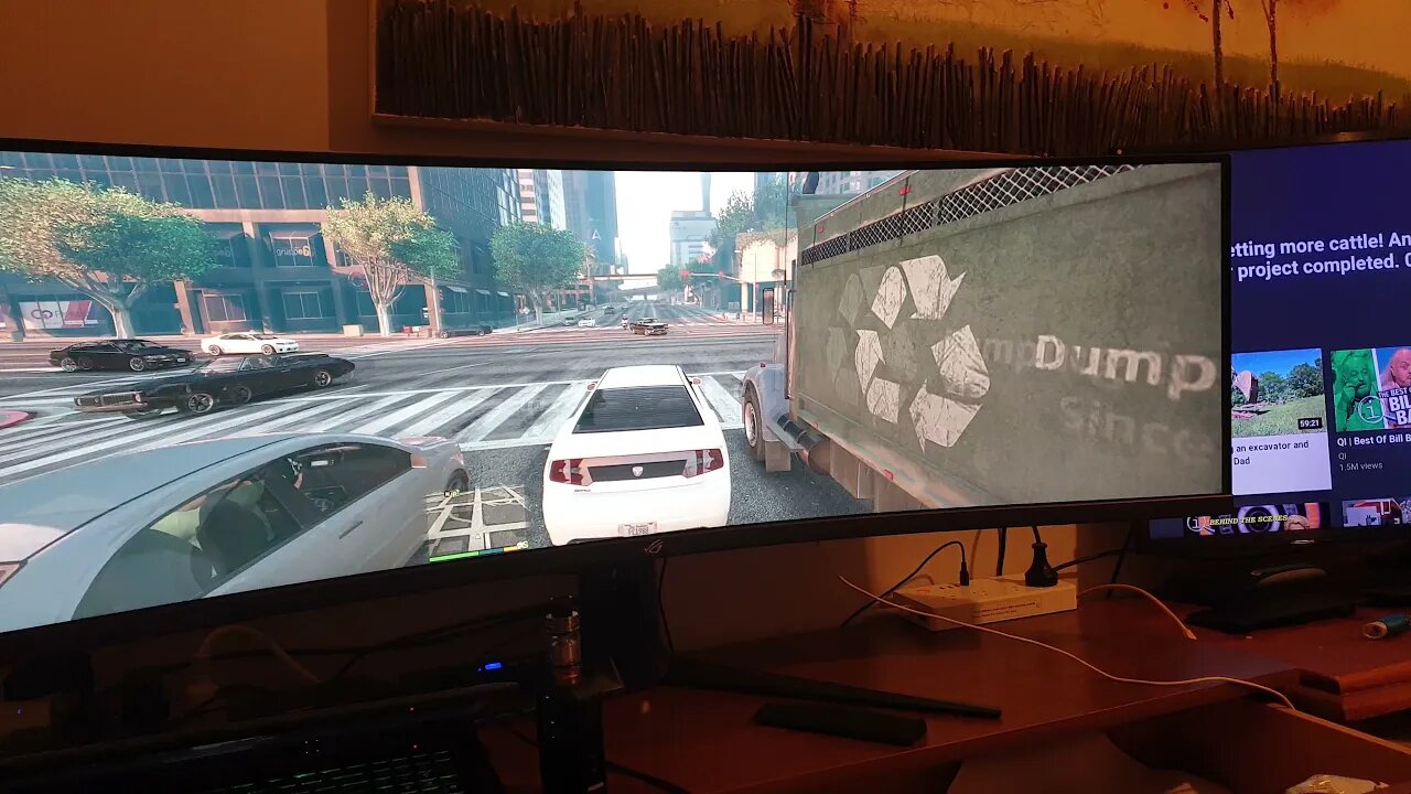 ROG Strix XG49VQ Widescreen playing GTA5 one handed :)