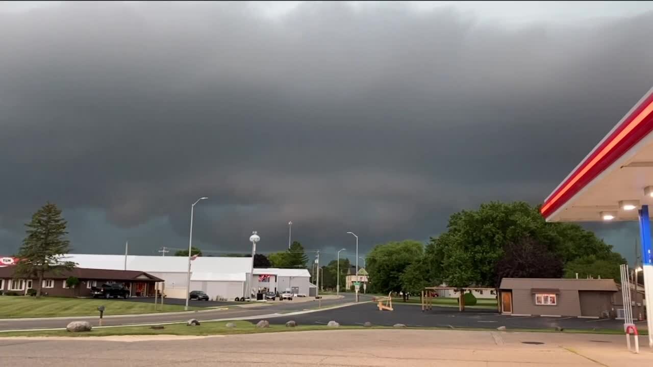 More than 20,000 lose power after severe weather passes through SE Wisconsin