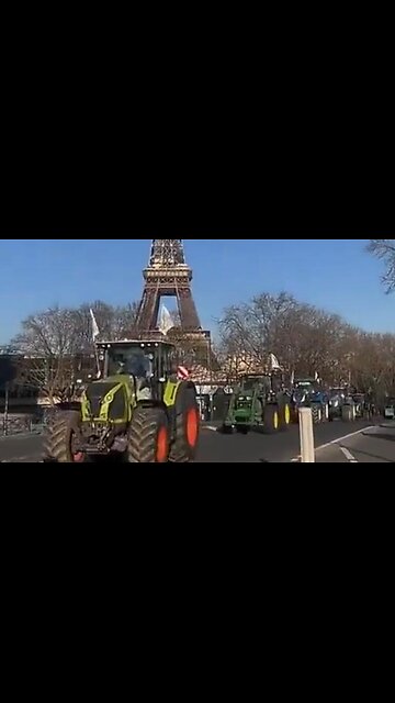Tractors are blockading Paris as the French farmers are saying no to climate policies