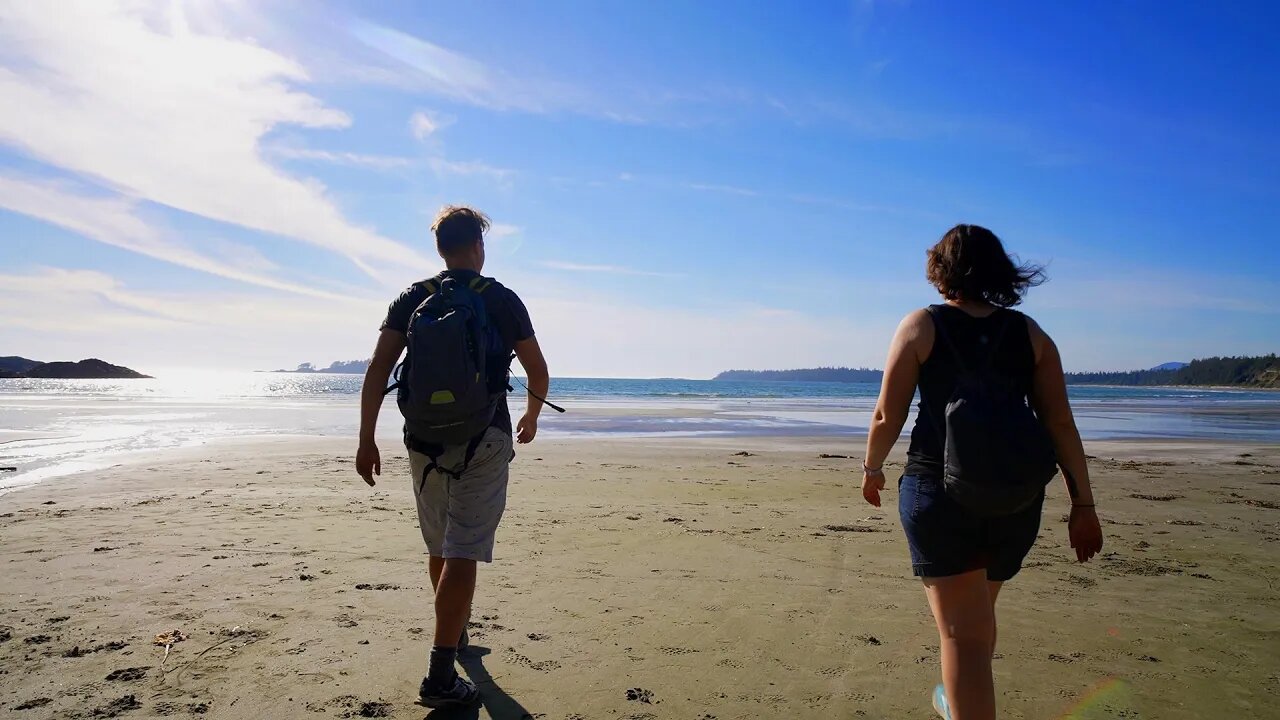 Relaxing Hike to Florencia Bay near Ucluelet | Vancouver Island Canada