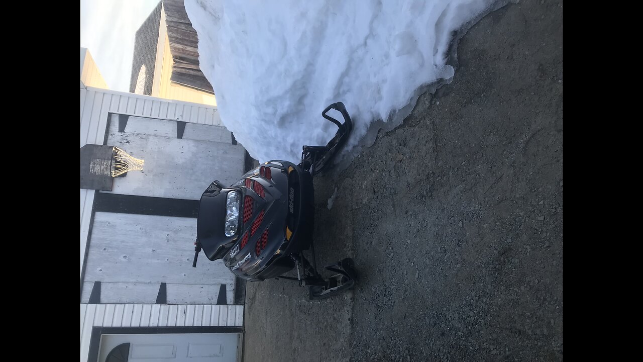 Starting up my sled for the first time with new can (race can)
