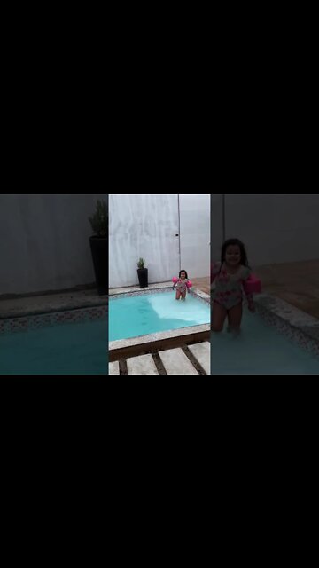 DANÇANDO NA PISCINA HOJE E DIA DE ALEGRIA / DANCING IN THE SWIMMING POOL TODAY AND DAY OF JOY - 2021