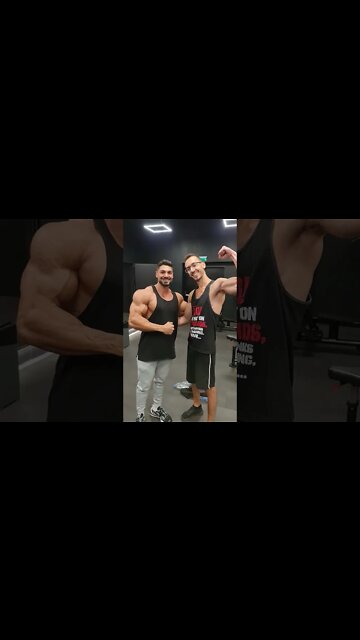 I compared my Muscles with a Mr. Olympia competitor 😲💪🏻#shorts