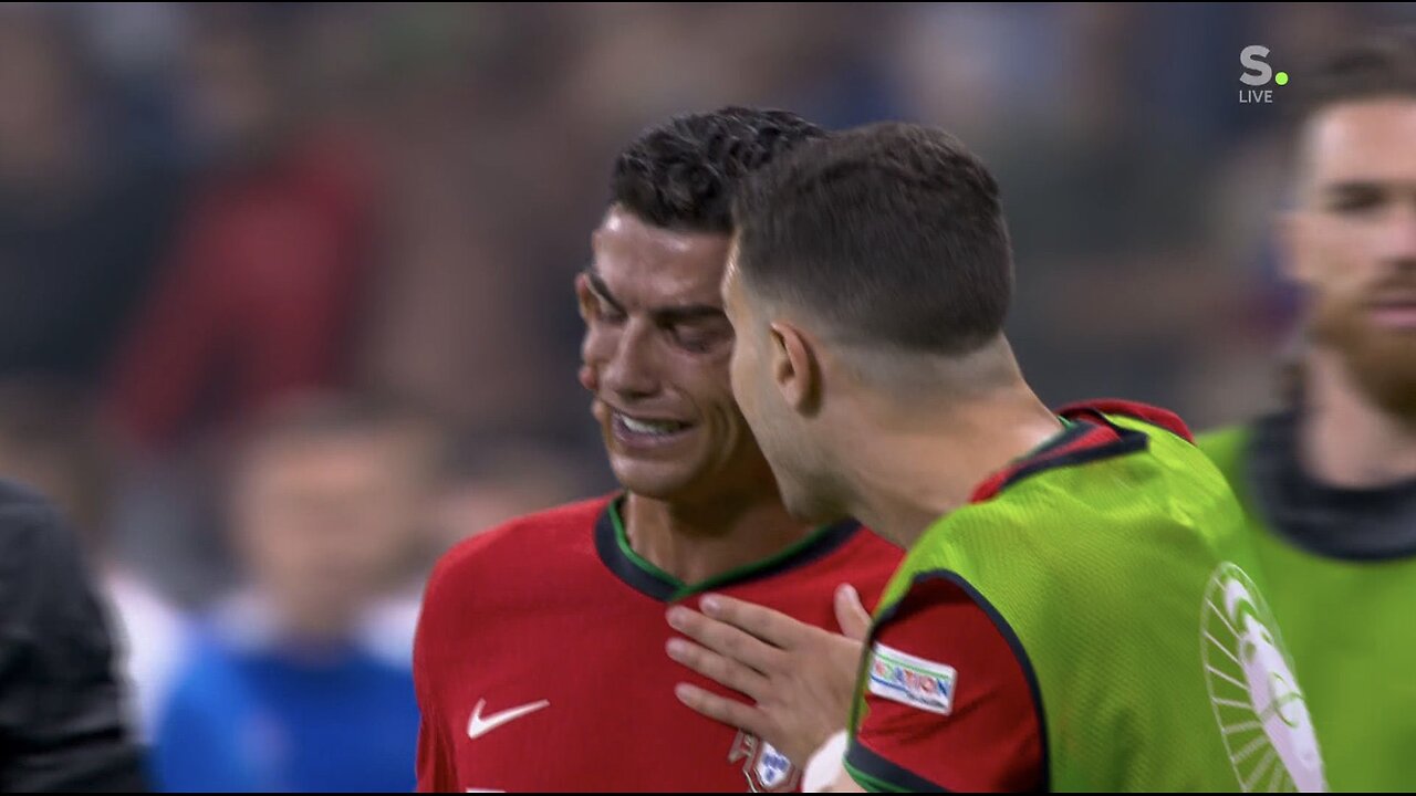 Ronaldo apologises after scoring a penalty