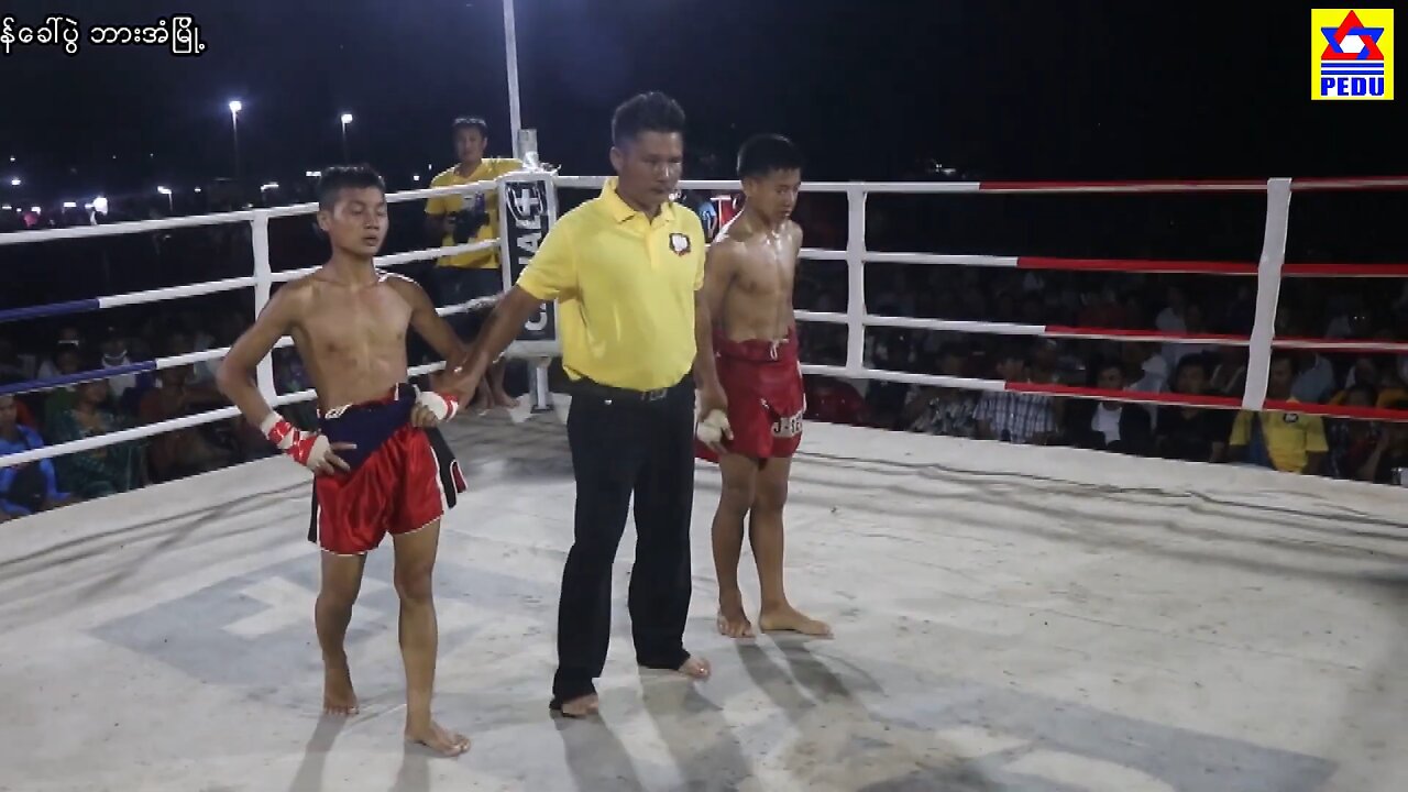 Bare knuckle kids fight U-15