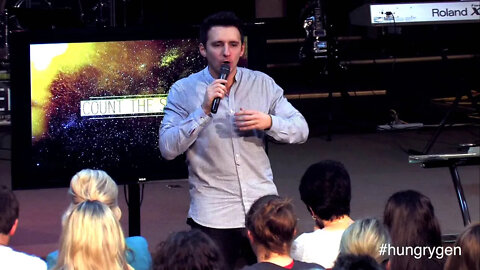 Only in the dark you can see the stars