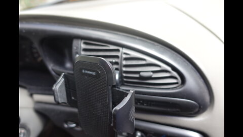 Repairing a Loose Dash Vent on a 1998 Ford Contour