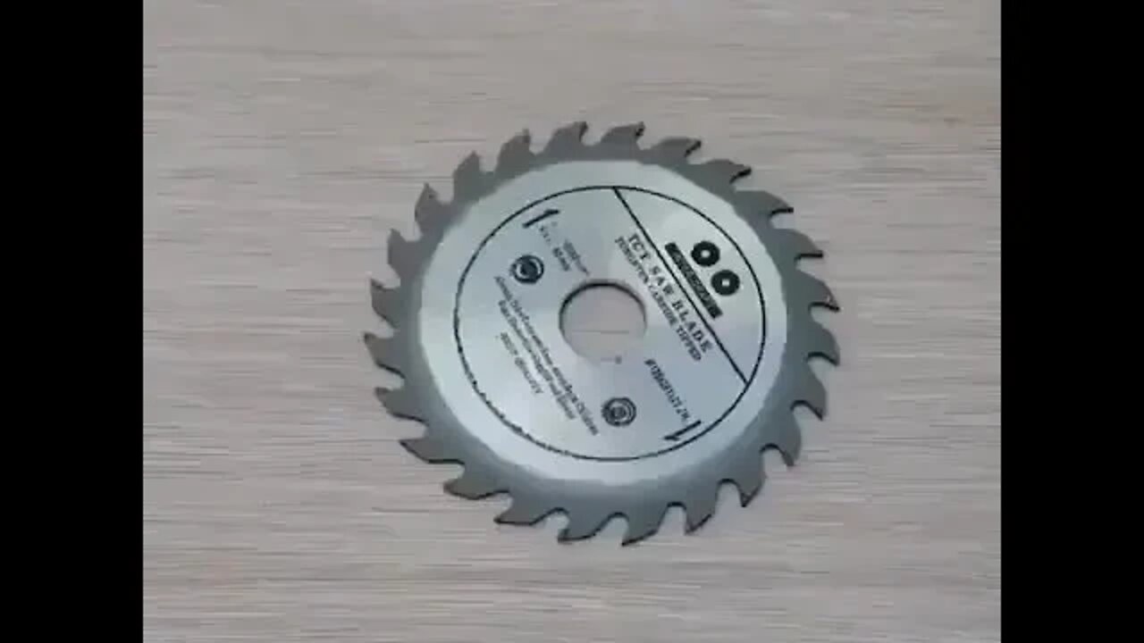 Самодельная циркулярная пила из дрели