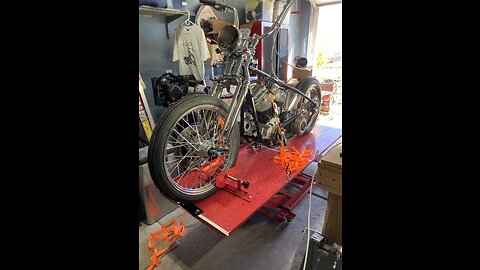 Panhead Bobber Build - Ep 04