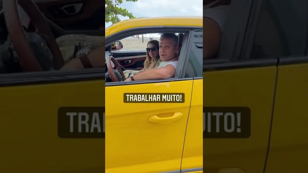 🎥: @alisonkviatkovski // Perguntei como faço pra ter um carro desse! “Primeiro lugar o trabalho”