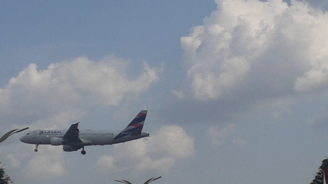 Airbus A320 PR-MYV coming from Fortaleza to Manaus