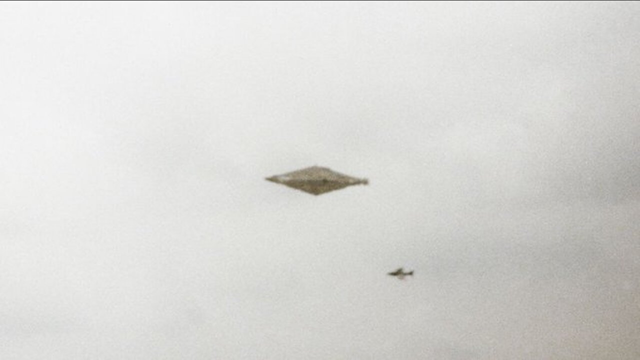 The Calvine UFO Photo