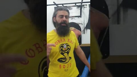 TREINAMENTO DEPOIS DO TREINAMENTO #barra #pullups #motivação #motivation #boxing #gym