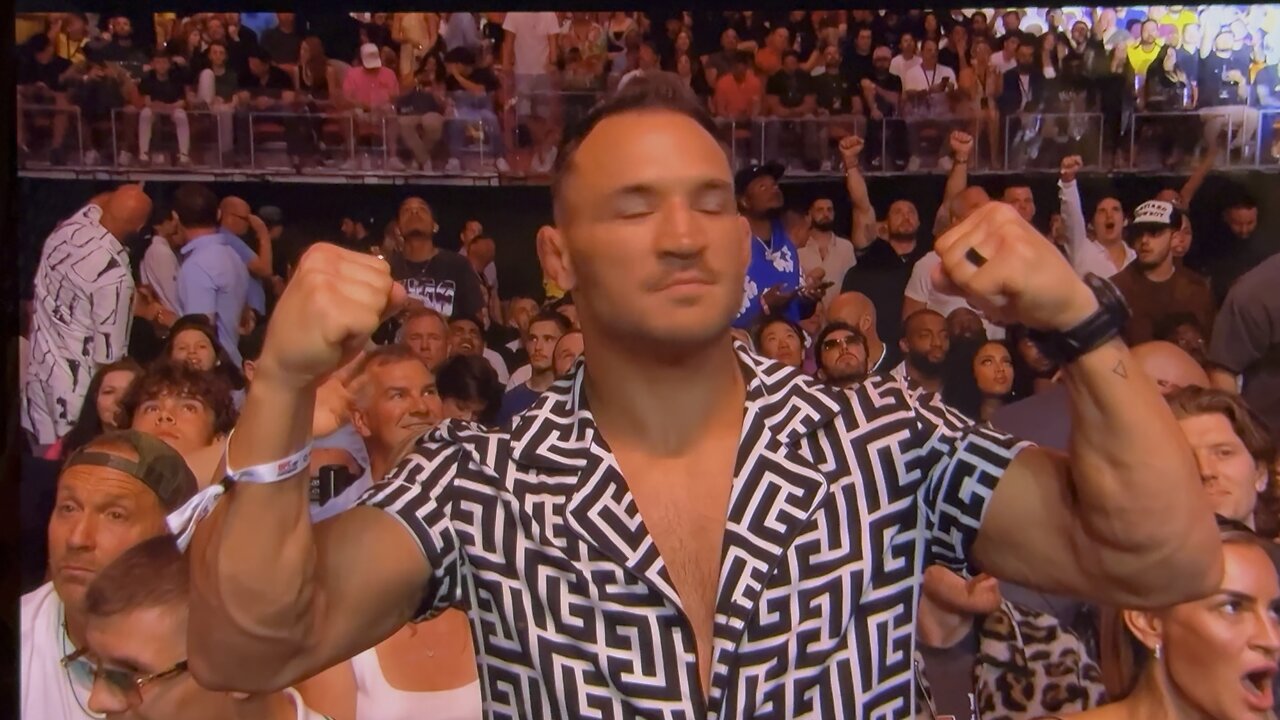 President Trump arrives at UFC