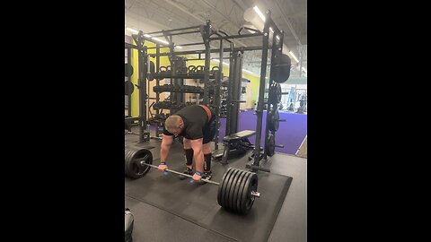 675lbs x 5 reps