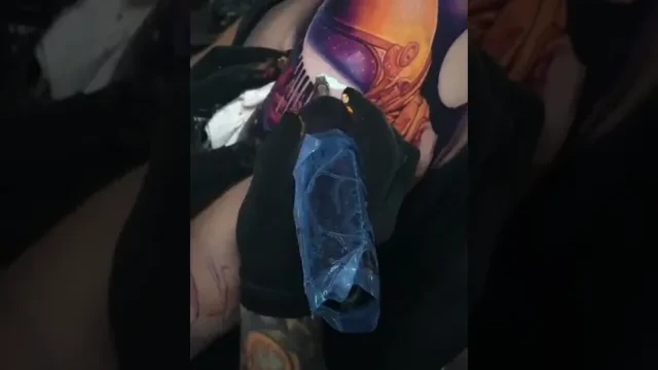 Amazing Full Color Tattoo of an Astronaut