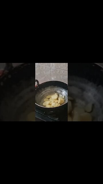 Truke Chicken Curry: A Spicy Delight! 🌶️🍗 #Foodie #ChickenCurry #IndianCuisine"