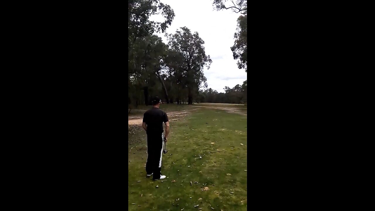 When you can’t swing for sh#t but get onto one 🙌😎🙌PROUD MOMENT 😆🤣😆￼