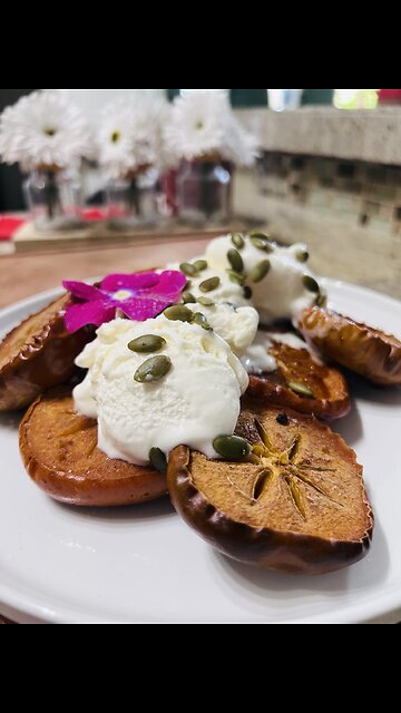 Persimmon With Ice Cream