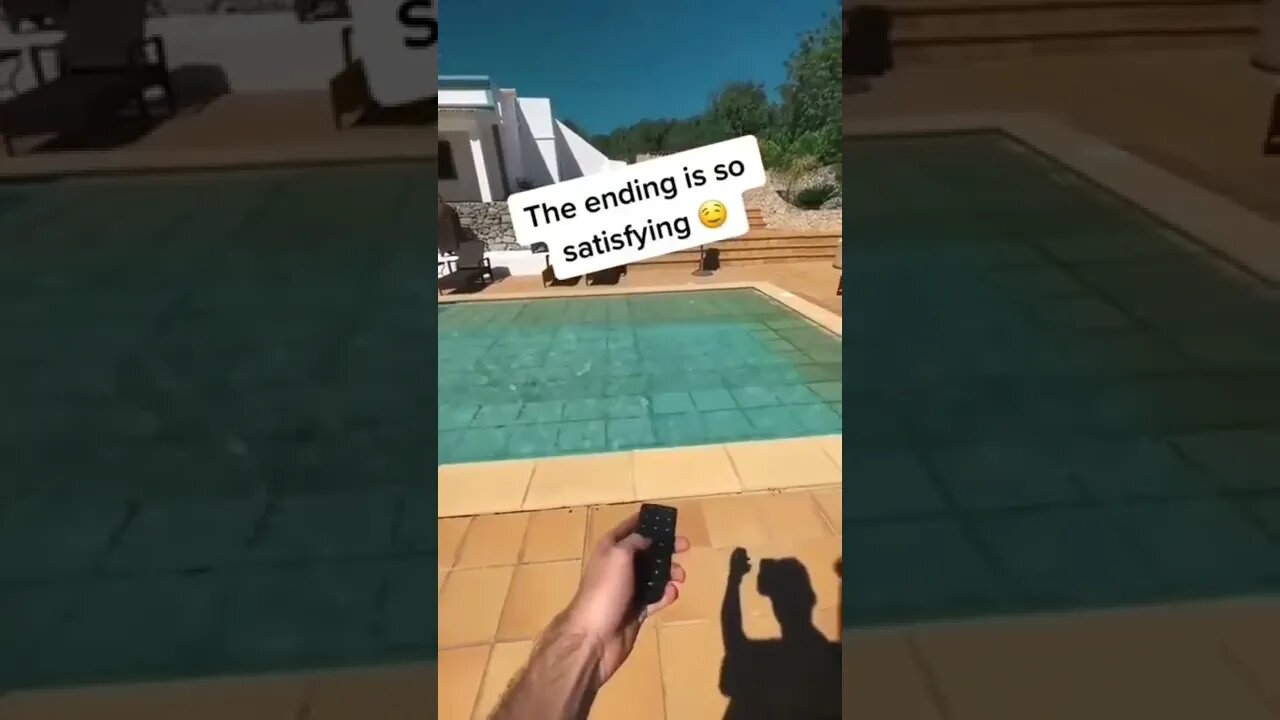 😂😂 I already fall in it 😮 its clever tho
