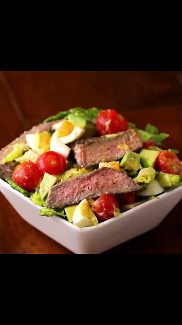 Learn how to cook 👩‍🍳👨‍🍳 a steak to perfection too! 👌