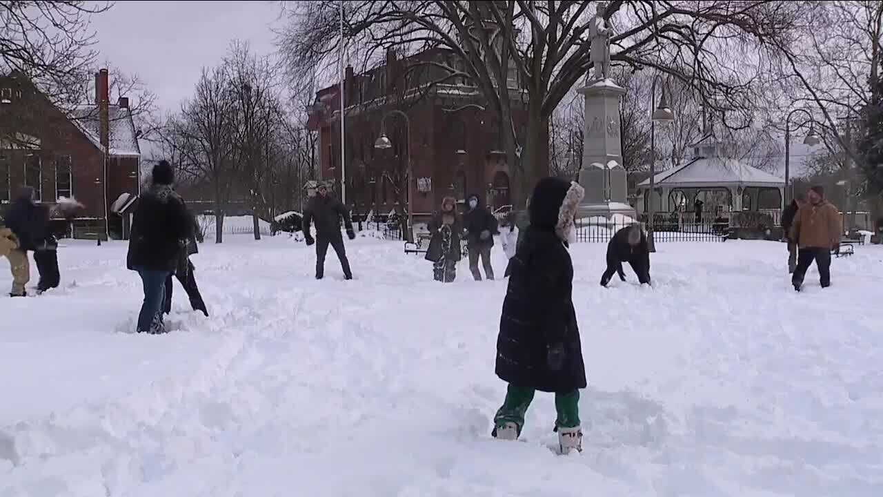 Battle in Bedford: Community comes together for snowball fight following winter storm