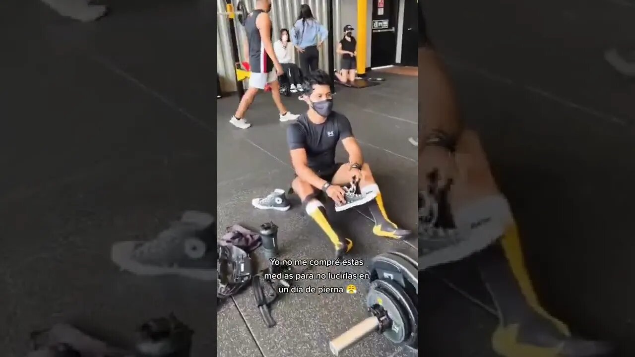 Yo No Compré Estas Medias para No Ponérmelas 😤