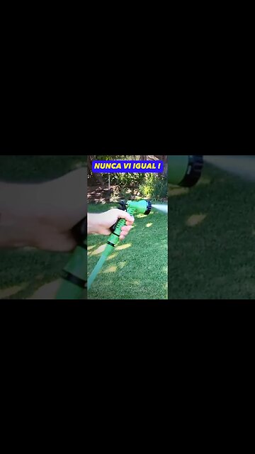 É bem assim que a mangueira de jardim expansivel funciona e você nunca viu desse jeito