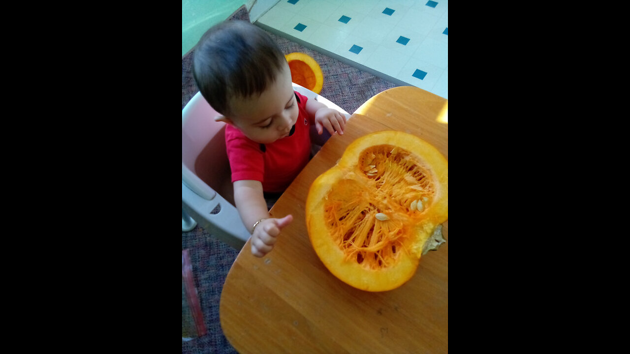 Chatty Baby Boy tries to convince his Mom to share her snack