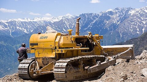 BOSTONS BULLDOZER KUHNER COUNTRY