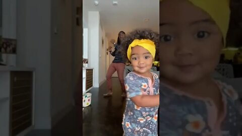 Little girl dances with her dad 🥰💕🥰|| #shorts