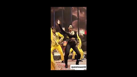 Sonam kapor hot dance