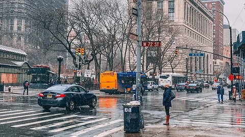 New York City Snow Live: Exploring Lincoln Square + Lunch at The Smith ❄️